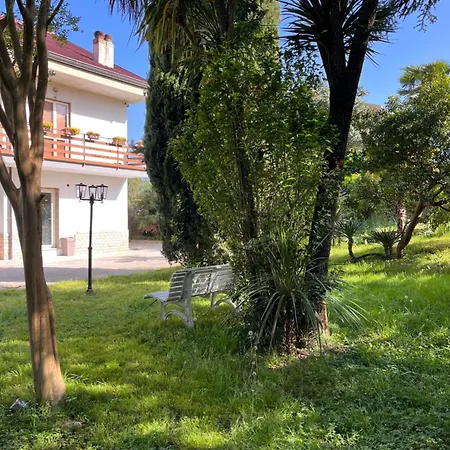 Apartment Nel Giardino Segreto Monolocale Con Angolo Gazebo