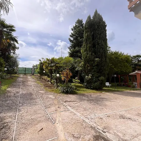 Nel Giardino Segreto Monolocale Con Angolo Gazebo *