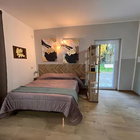 Nel Giardino Segreto Monolocale Con Angolo Gazebo